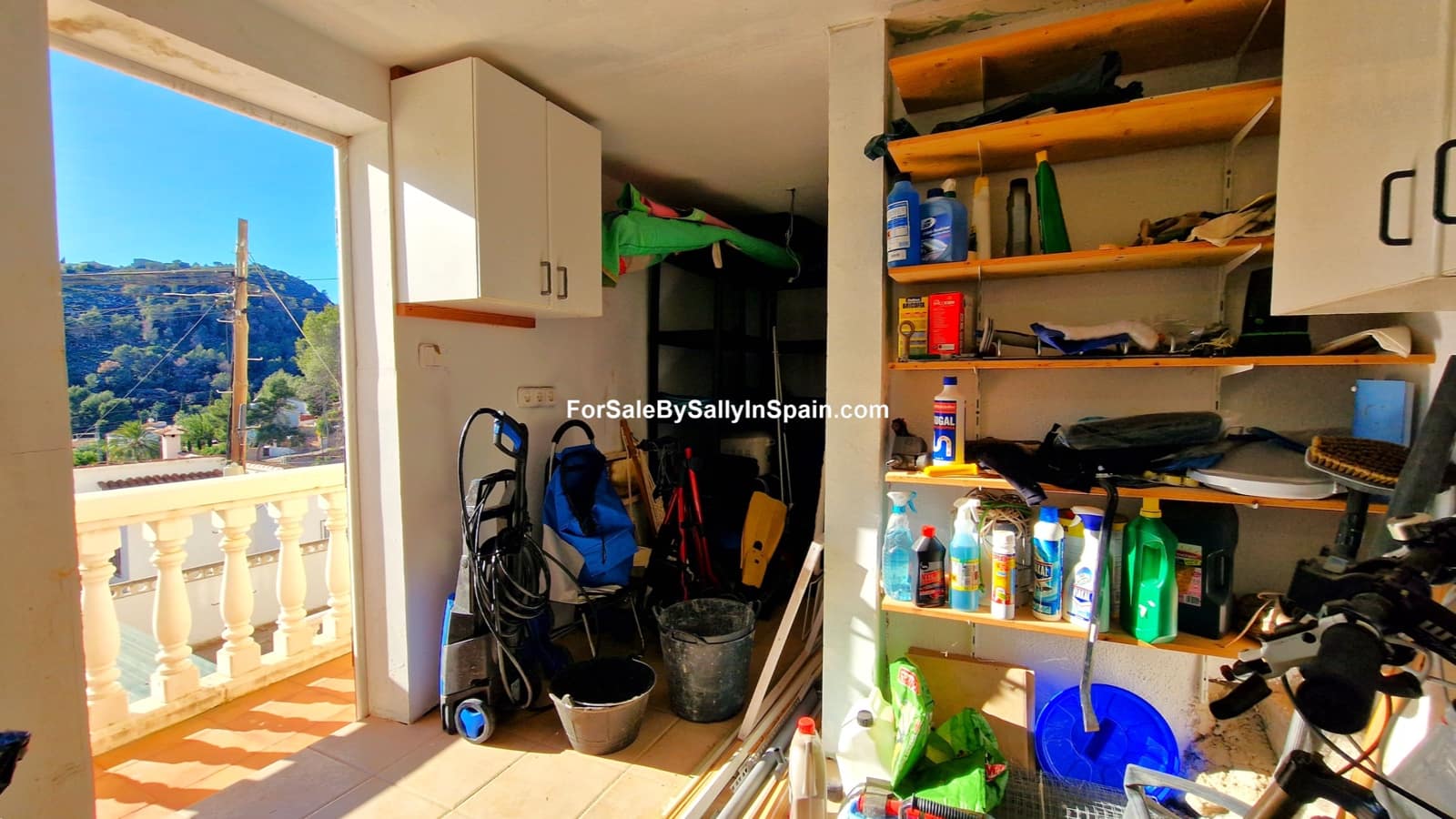 4 slaapkamer Villa te koop in Adsubia met garage - € 269.000 (Ref: 8688661)