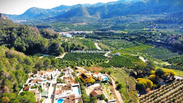 4 soverom Villa til salgs i Adsubia, Javea / Xàbia med garasje - € 269 000 (Ref: 8688661)