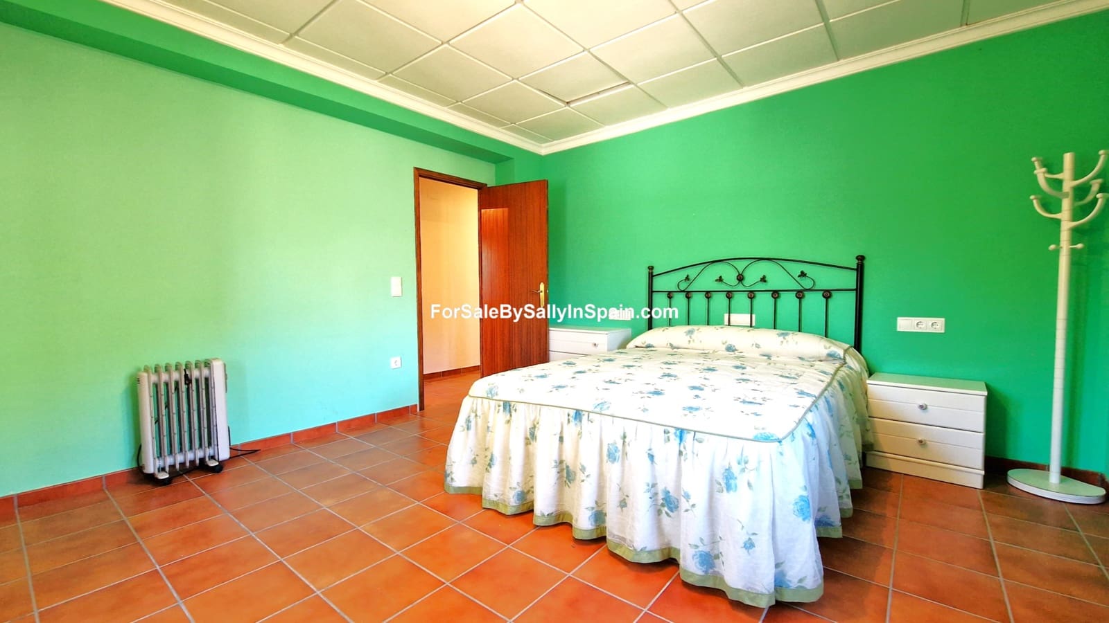 8 soverom Finca/Herregård til salgs i Rafol de Salem med garasje - € 370 000 (Ref: 8807269)