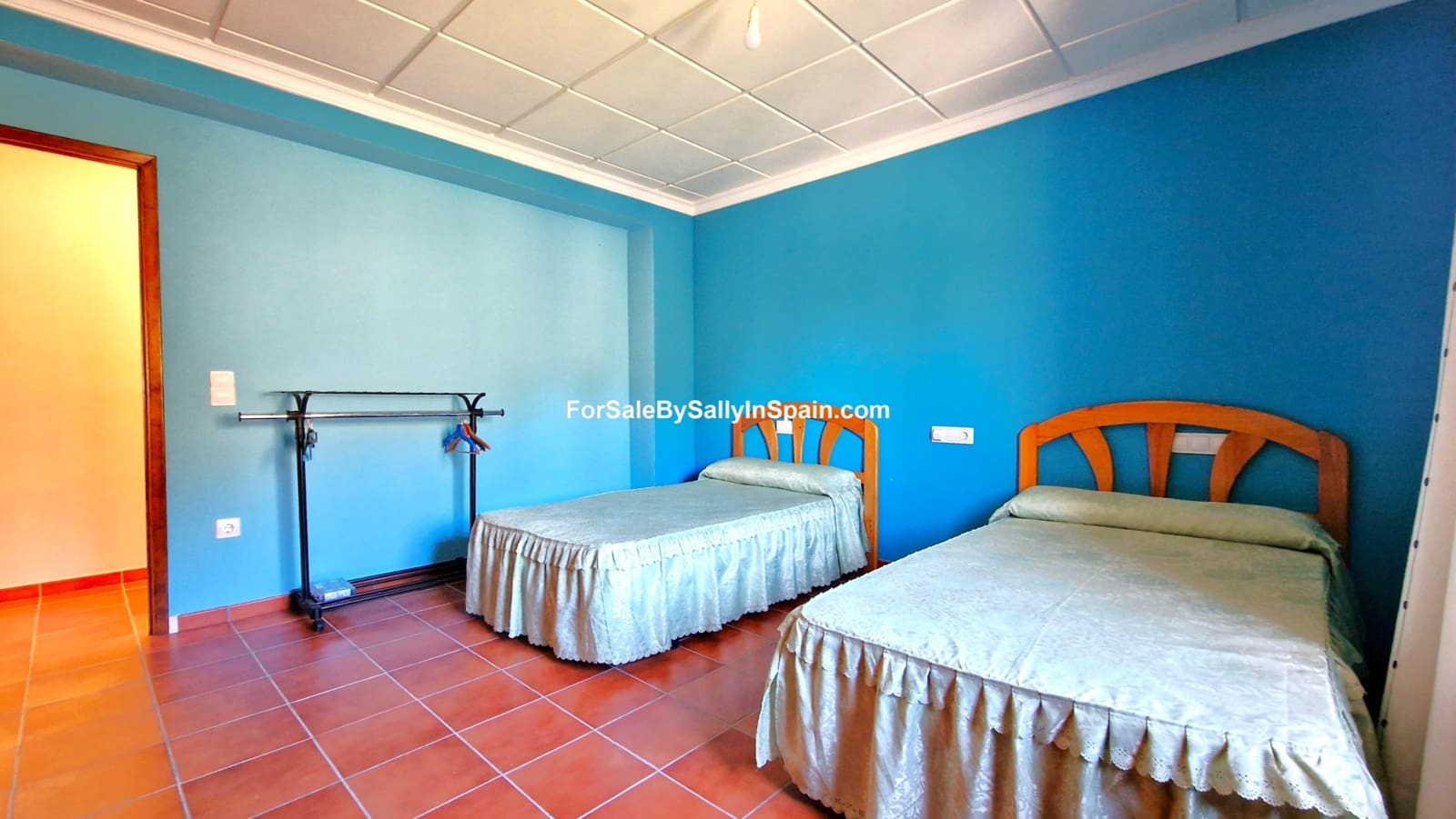 8 soverom Finca/Herregård til salgs i Rafol de Salem med garasje - € 370 000 (Ref: 8807269)