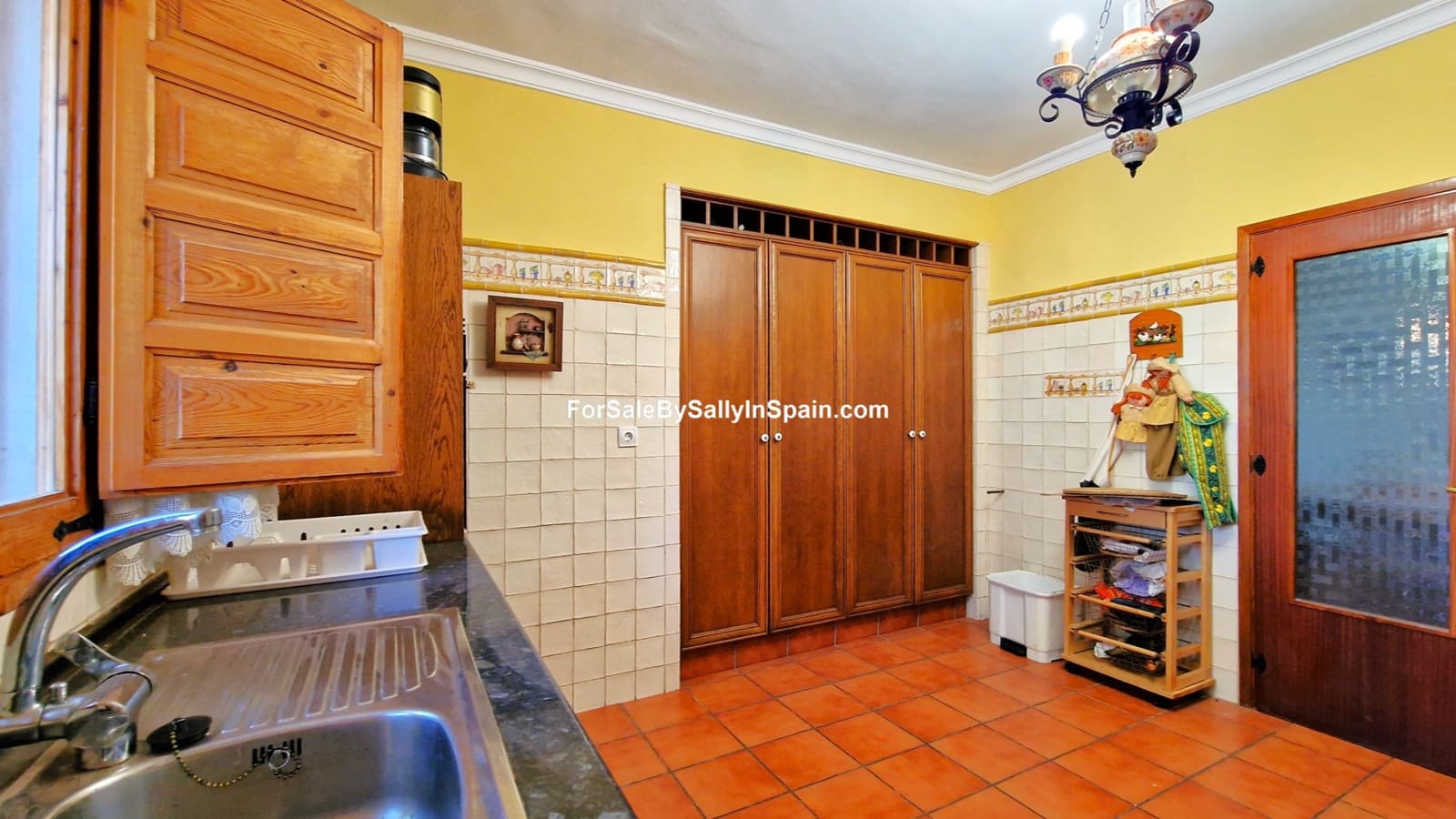 8 soverom Finca/Herregård til salgs i Rafol de Salem med garasje - € 370 000 (Ref: 8807269)