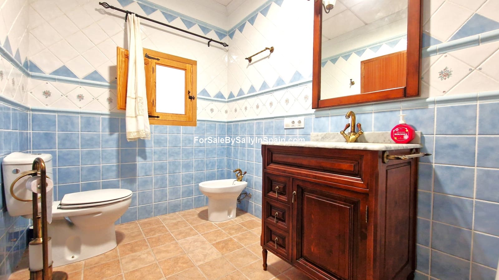 8 soverom Finca/Herregård til salgs i Rafol de Salem med garasje - € 370 000 (Ref: 8807269)