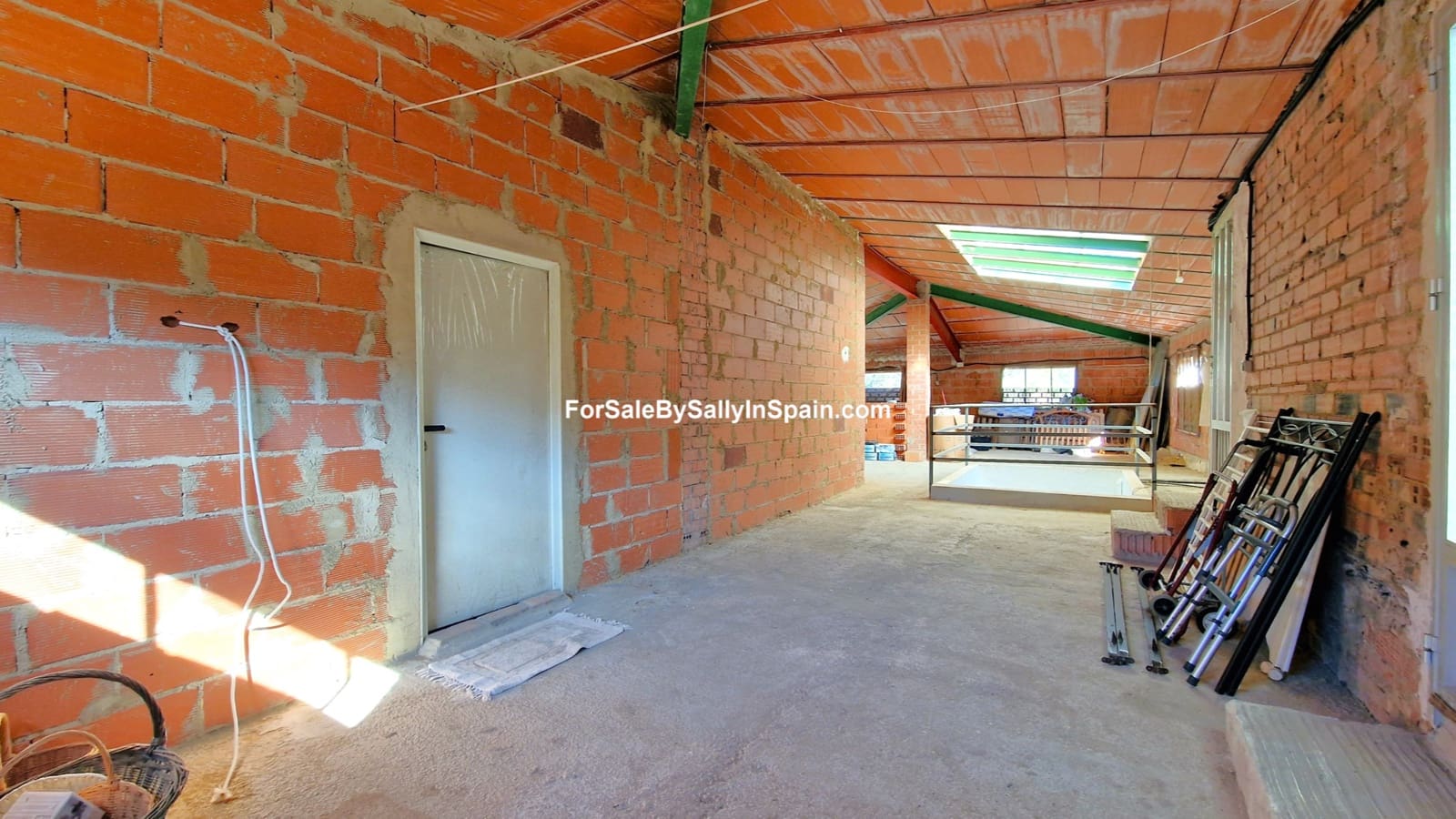 8 soverom Finca/Herregård til salgs i Rafol de Salem med garasje - € 370 000 (Ref: 8807269)