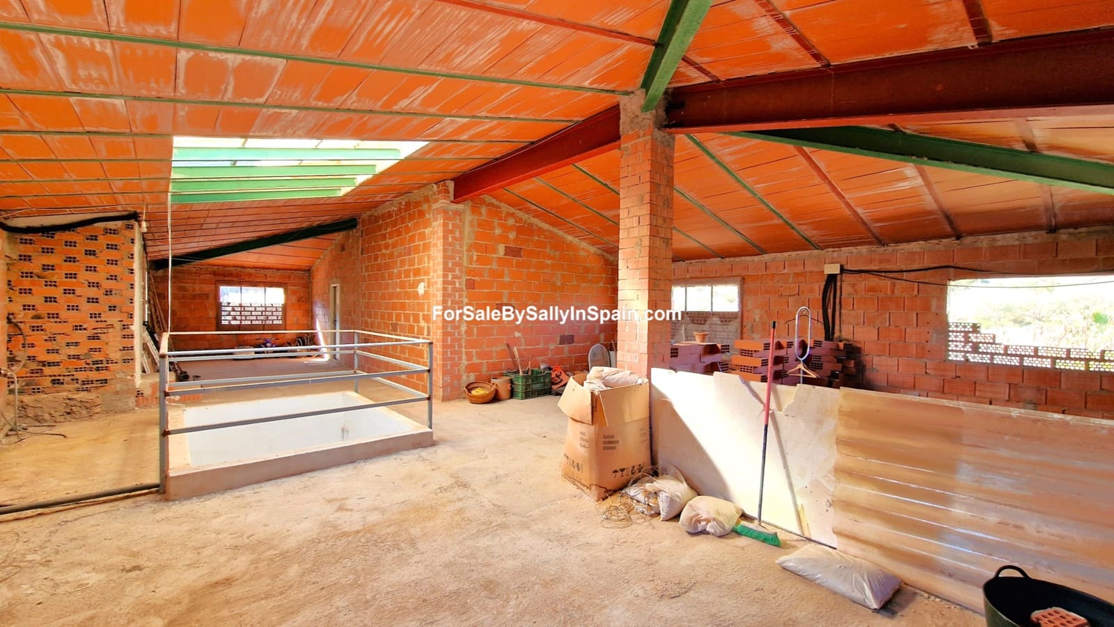 8 soverom Finca/Herregård til salgs i Rafol de Salem med garasje - € 370 000 (Ref: 8807269)