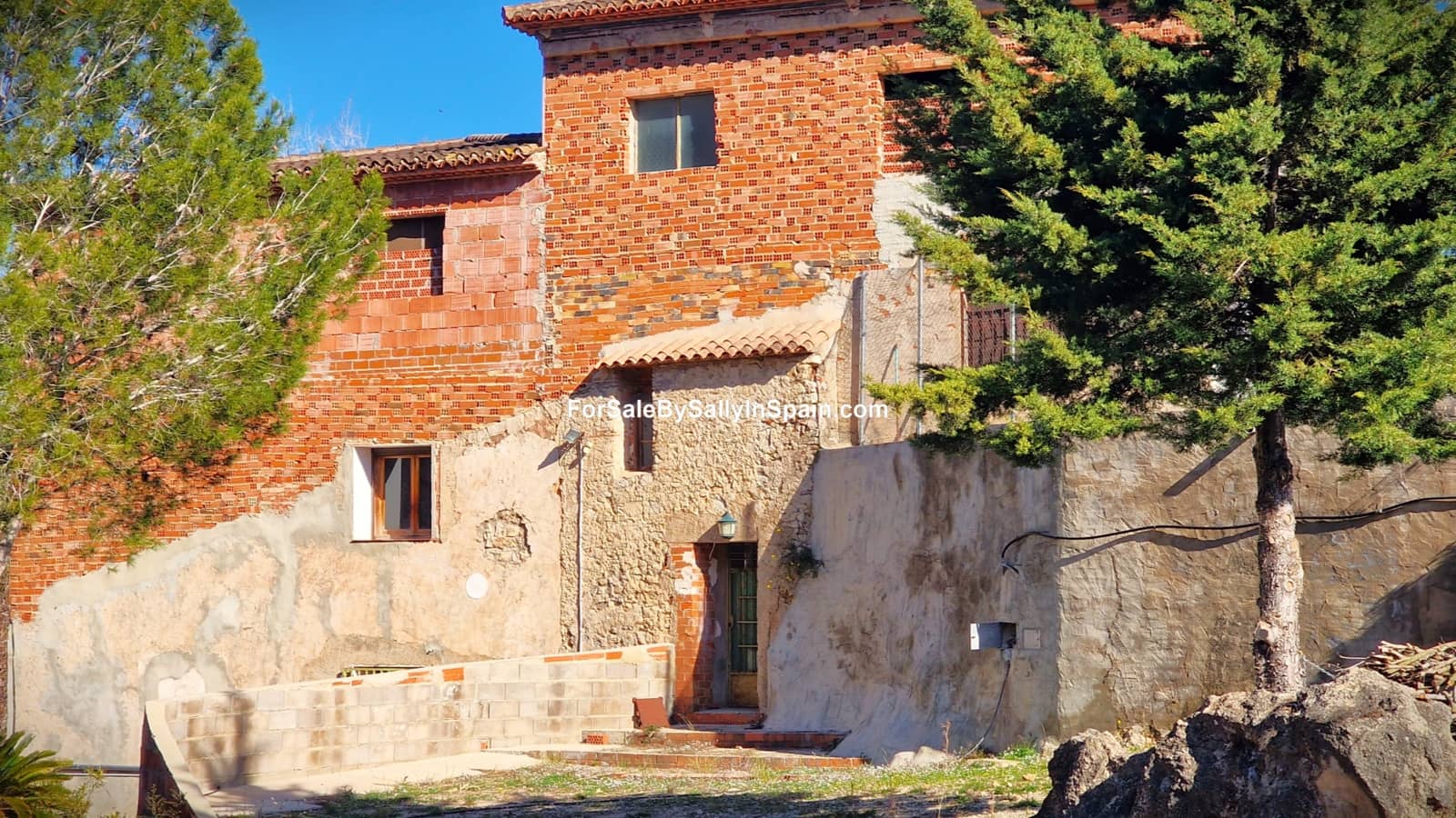 8 soverom Finca/Herregård til salgs i Rafol de Salem med garasje - € 370 000 (Ref: 8807269)