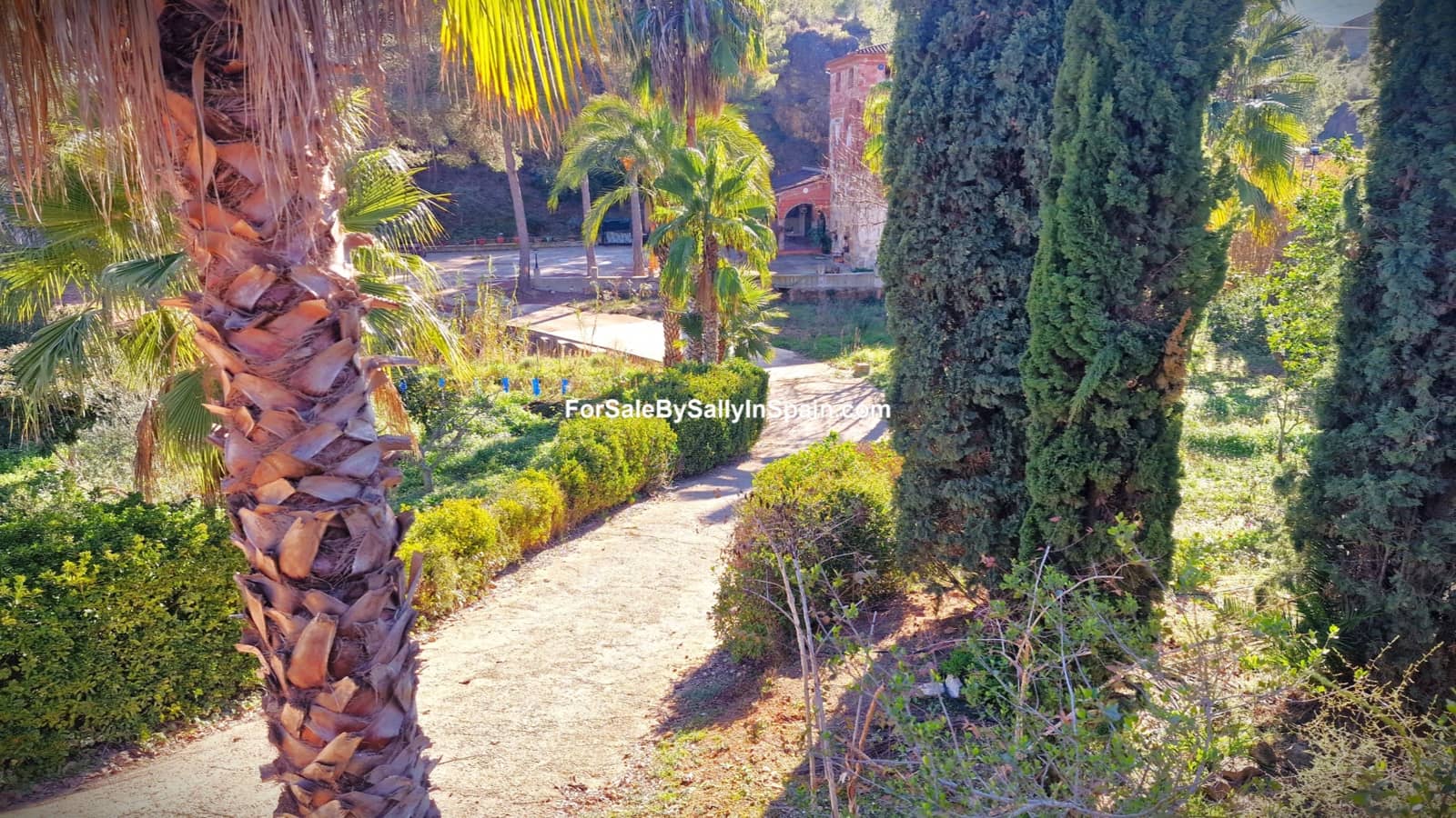 8 soverom Finca/Herregård til salgs i Rafol de Salem med garasje - € 370 000 (Ref: 8807269)