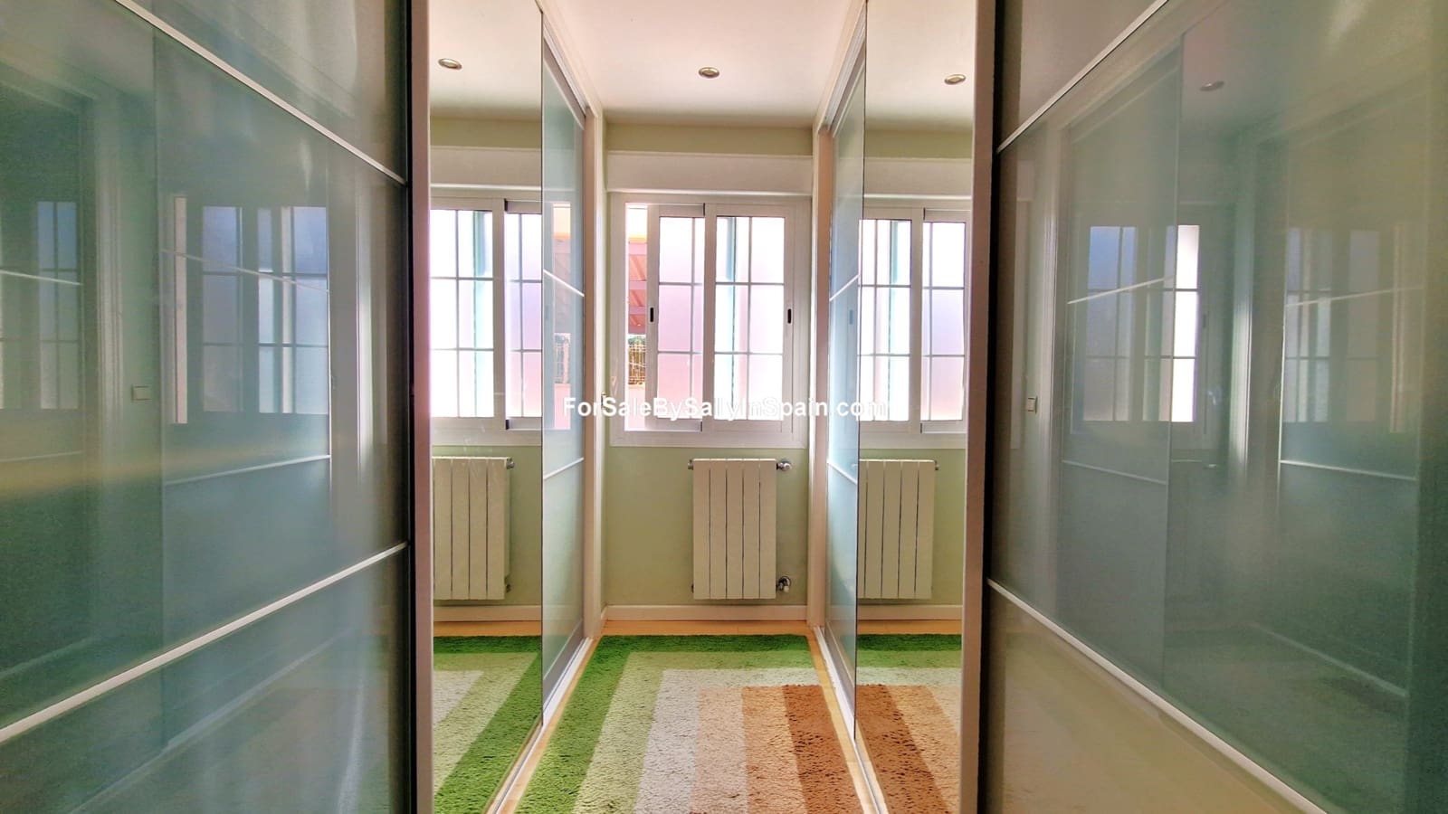 6 soveværelse Villa til salg i Daimus med swimmingpool garage - € 569.500 (Ref: 8868352)