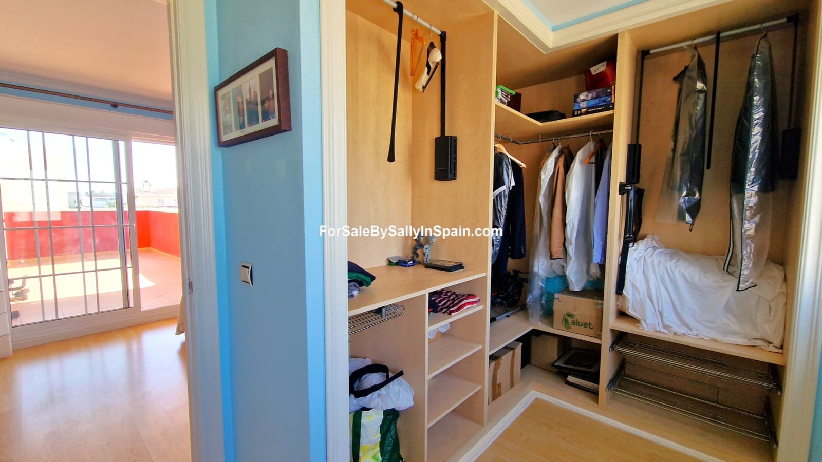 6 soveværelse Villa til salg i Daimus med swimmingpool garage - € 569.500 (Ref: 8868352)