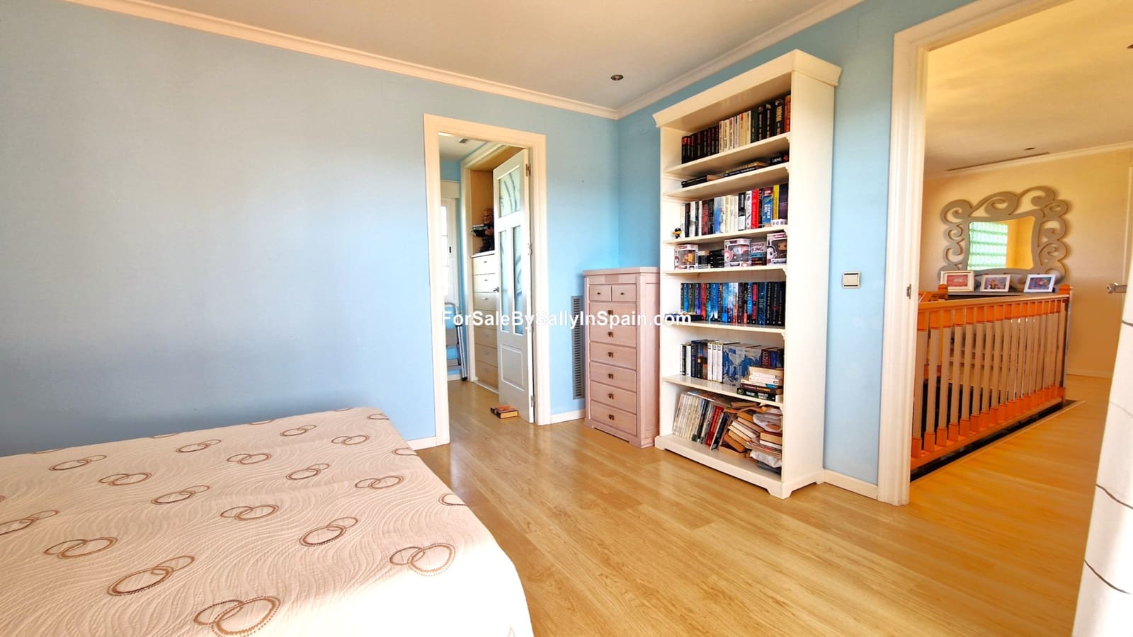 6 soveværelse Villa til salg i Daimus med swimmingpool garage - € 569.500 (Ref: 8868352)