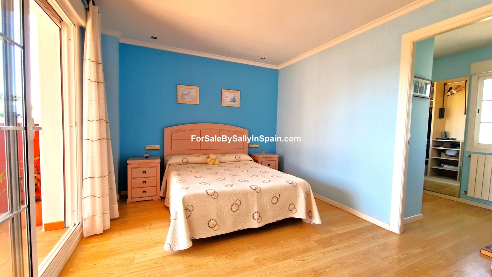 6 soveværelse Villa til salg i Daimus med swimmingpool garage - € 569.500 (Ref: 8868352)