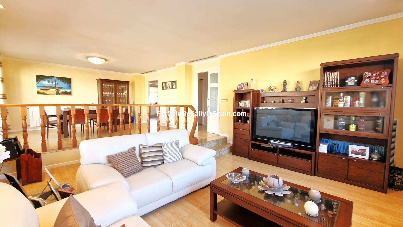 6 soveværelse Villa til salg i Daimus med swimmingpool garage - € 569.500 (Ref: 8868352)