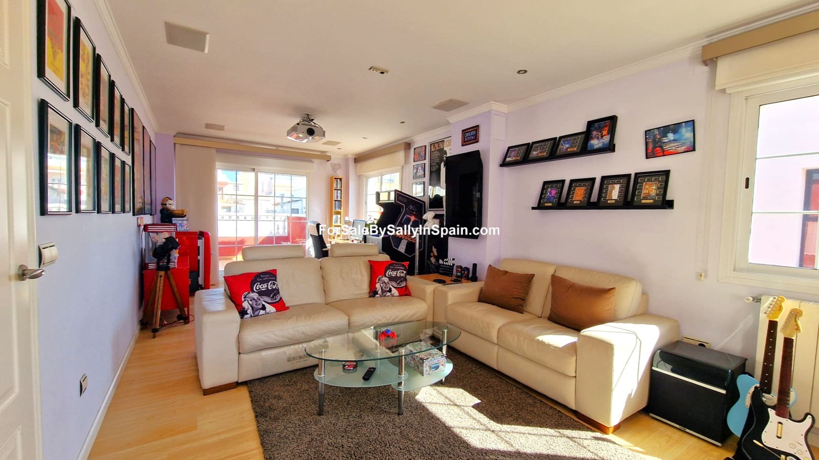 6 soveværelse Villa til salg i Daimus med swimmingpool garage - € 569.500 (Ref: 8868352)