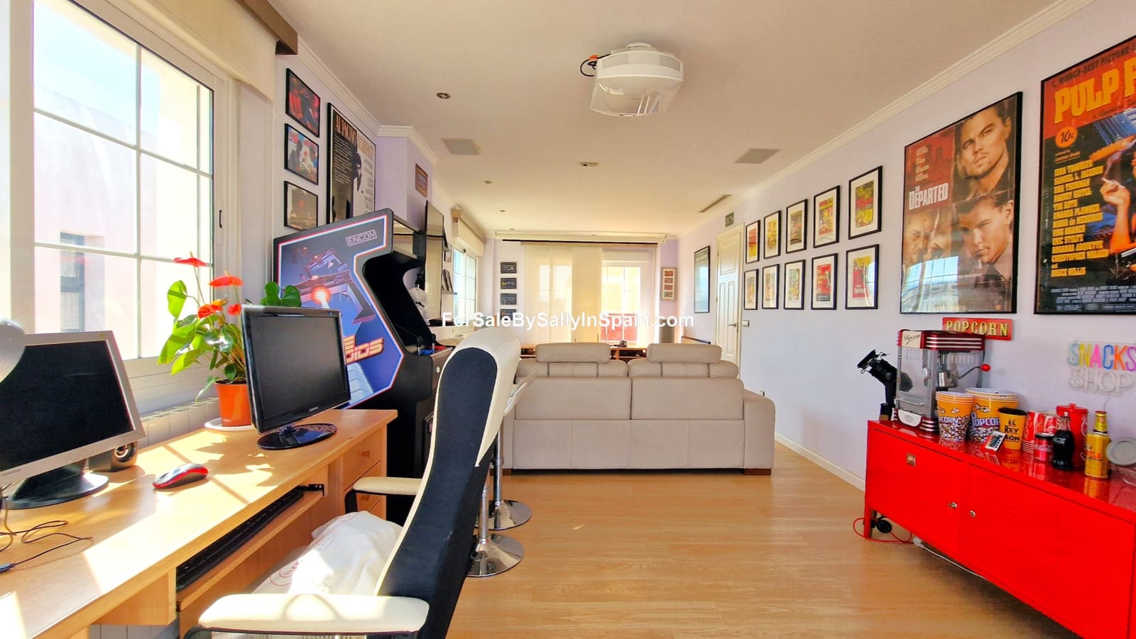 6 soveværelse Villa til salg i Daimus med swimmingpool garage - € 569.500 (Ref: 8868352)