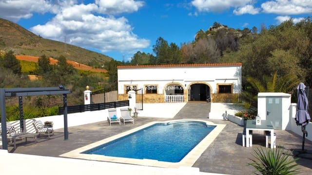 3 soveværelse Villa til salg i Barxeta med swimmingpool garage - € 379.000 (Ref: 8917170)