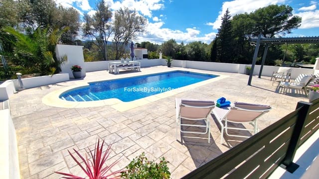 3 soveværelse Villa til salg i Barxeta med swimmingpool garage - € 379.000 (Ref: 8917170)