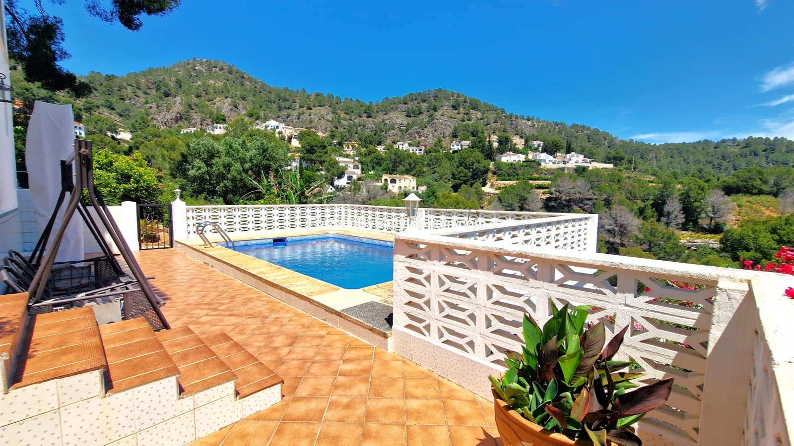 4 soverom Villa til salgs i Gandia med svømmebasseng - € 450 000 (Ref: 9018480)