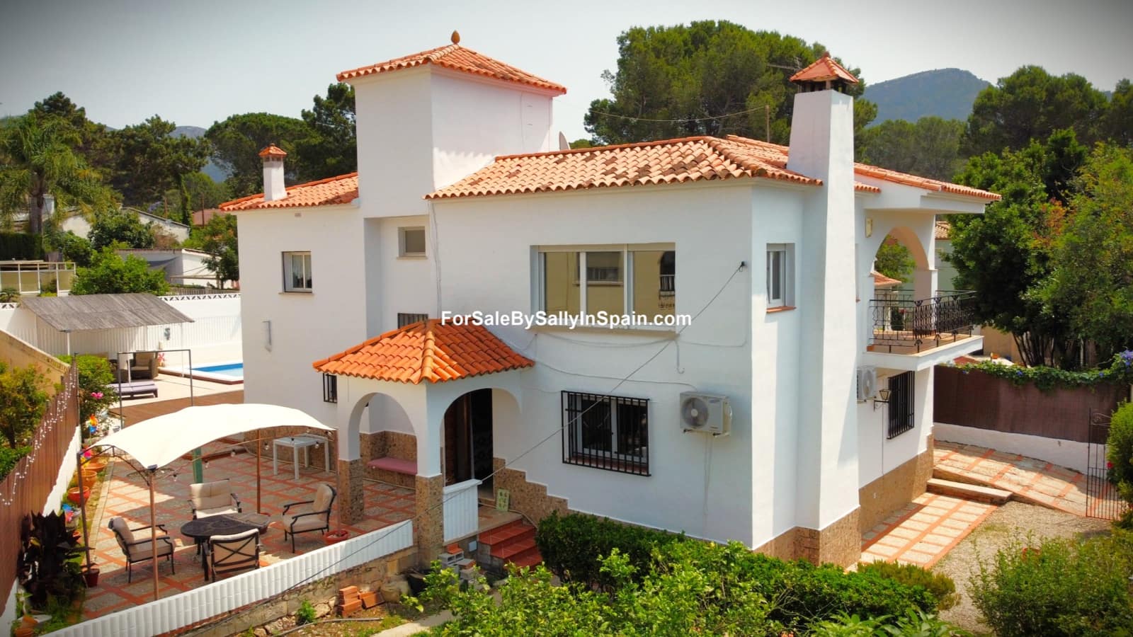 5 sypialnia Willa na sprzedaż w Palma de Gandia z basenem garażem - 320 000 € (Ref: 9066875)