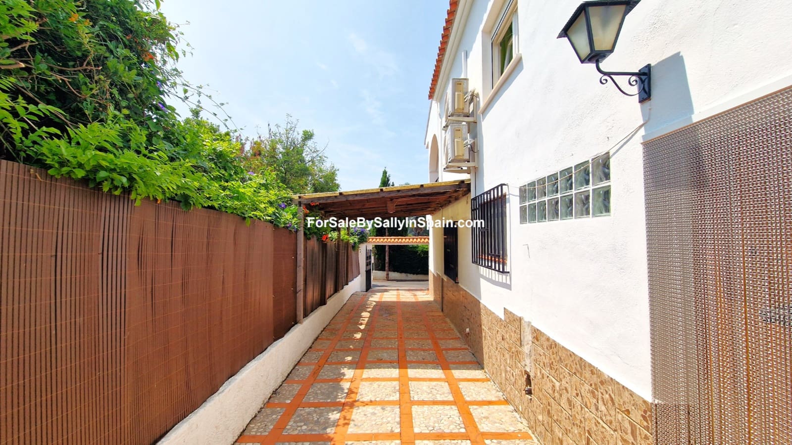 5 sypialnia Willa na sprzedaż w Palma de Gandia z basenem garażem - 320 000 € (Ref: 9066875)