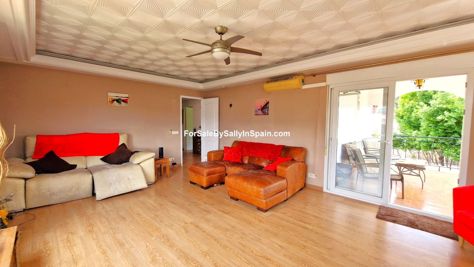 5 sypialnia Willa na sprzedaż w Palma de Gandia z basenem garażem - 320 000 € (Ref: 9066875)