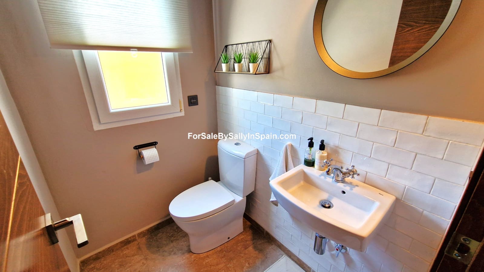 3 soveværelse Villa til salg i Alzira med swimmingpool garage - € 699.000 (Ref: 9131894)