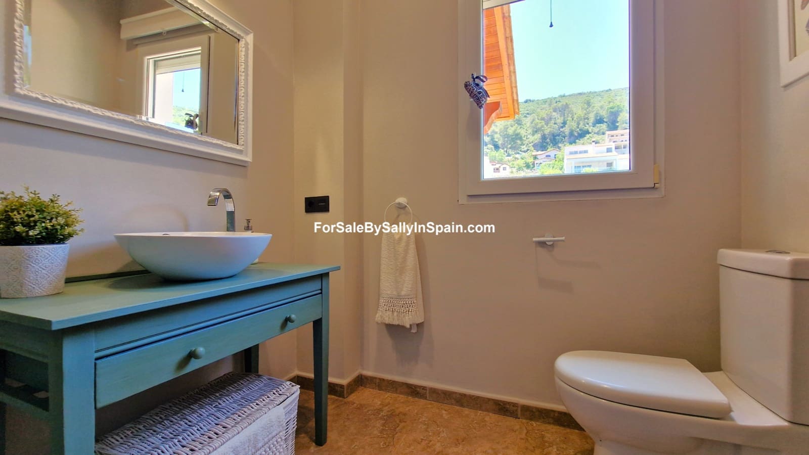 3 soveværelse Villa til salg i Alzira med swimmingpool garage - € 699.000 (Ref: 9131894)