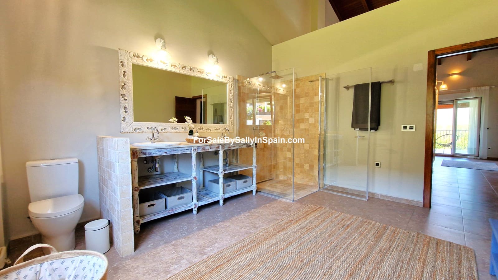 3 soveværelse Villa til salg i Alzira med swimmingpool garage - € 699.000 (Ref: 9131894)