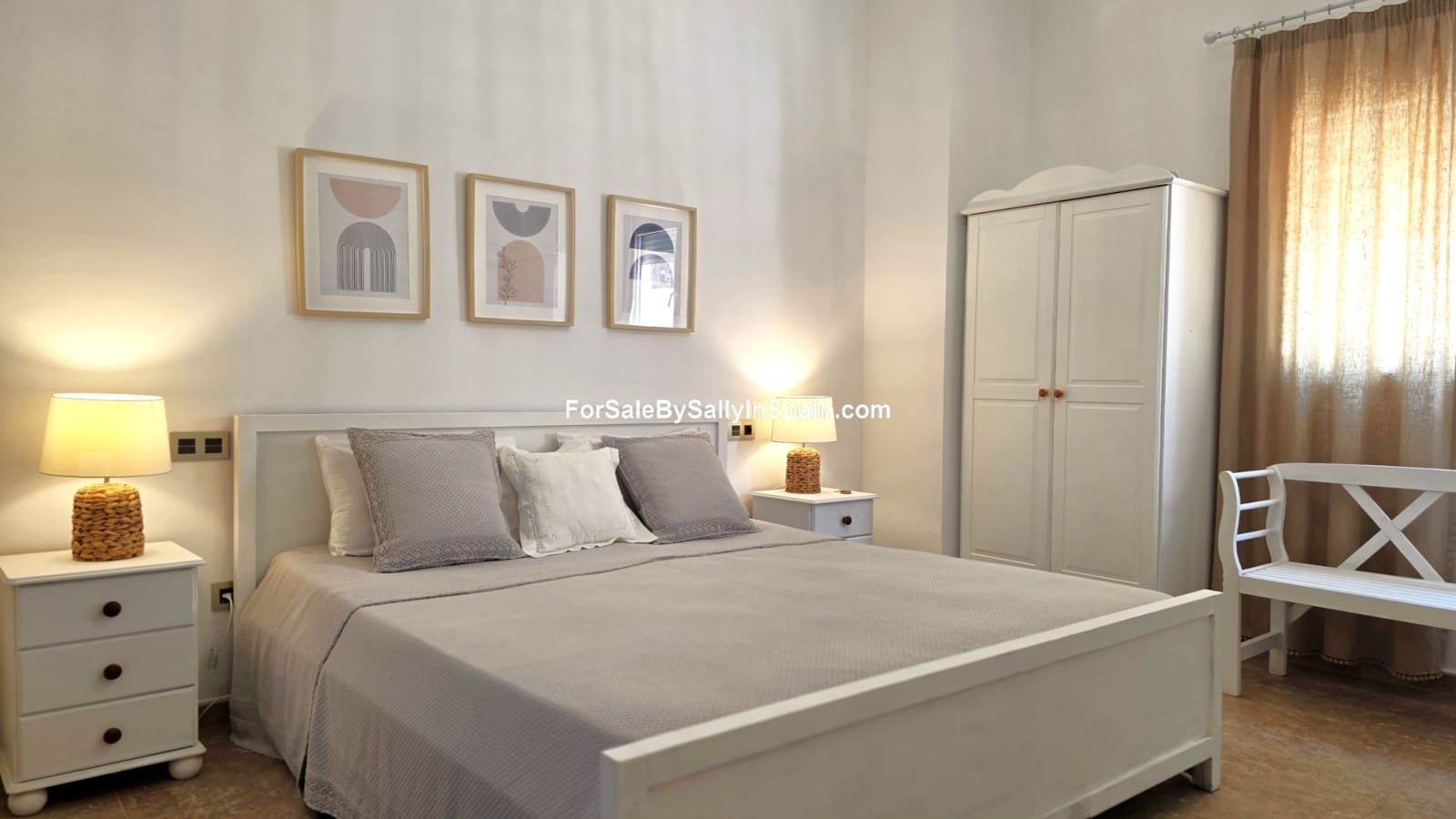 3 soveværelse Villa til salg i Alzira med swimmingpool garage - € 699.000 (Ref: 9131894)