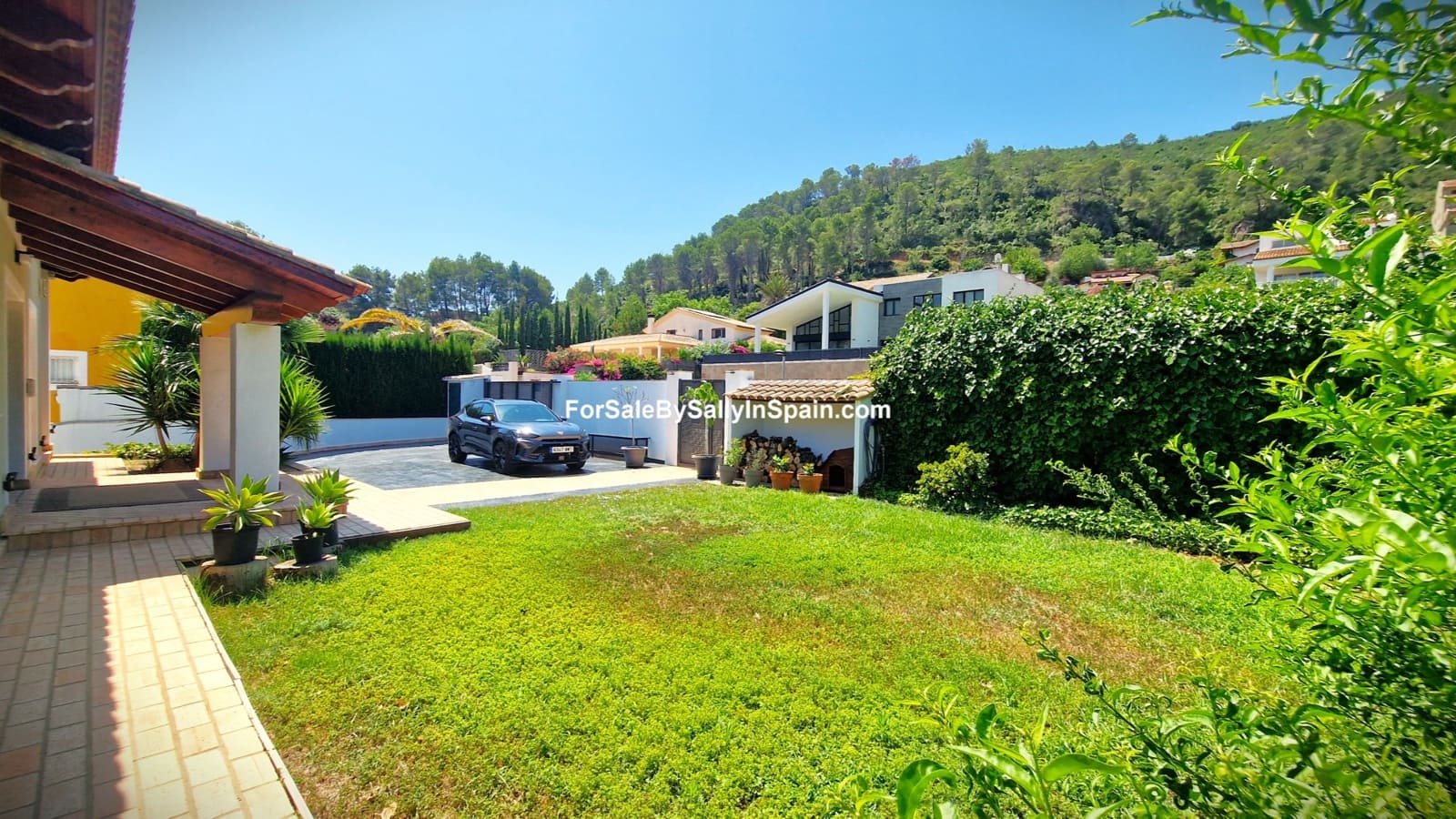 3 soveværelse Villa til salg i Alzira med swimmingpool garage - € 699.000 (Ref: 9131894)