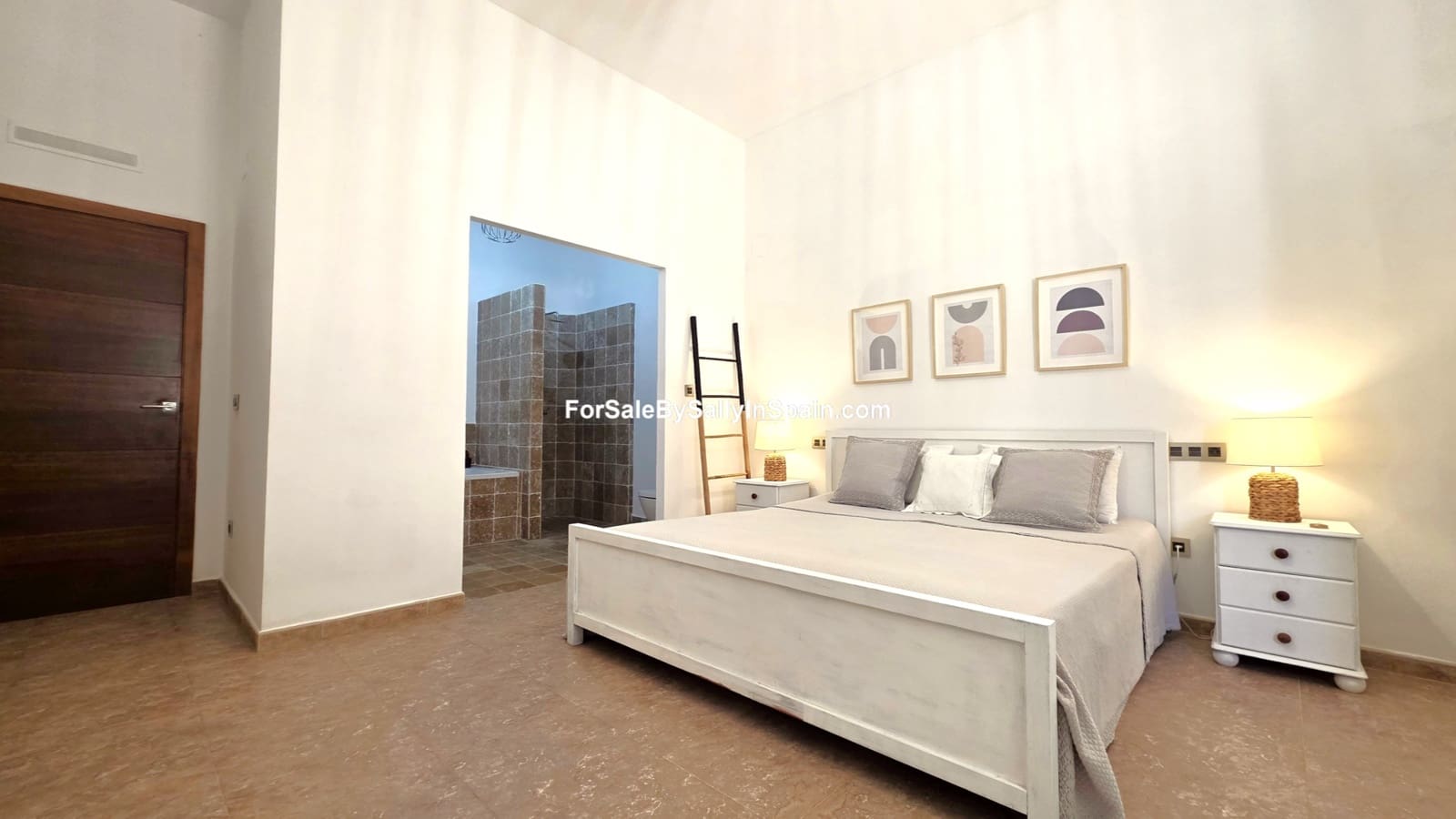 3 soveværelse Villa til salg i Alzira med swimmingpool garage - € 699.000 (Ref: 9131894)