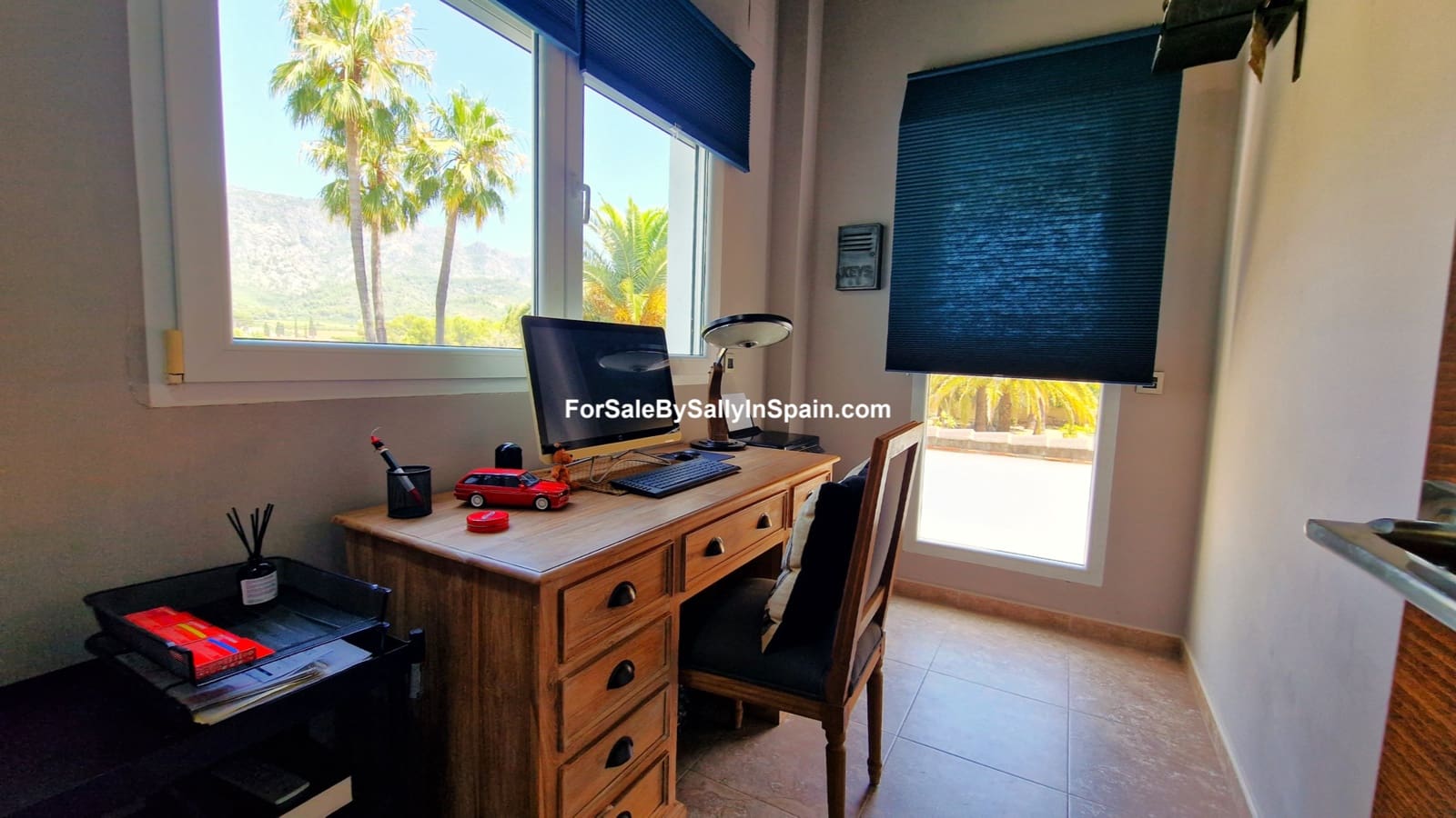 3 soveværelse Villa til salg i Alzira med swimmingpool garage - € 699.000 (Ref: 9131894)