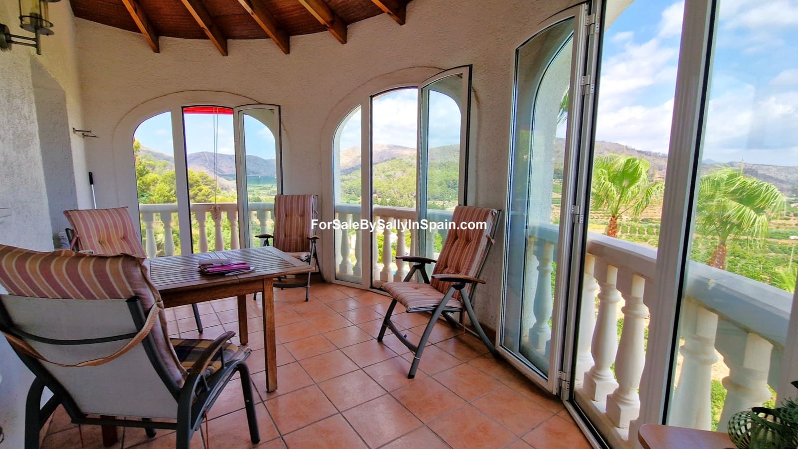 3 soveværelse Villa til salg i Palma de Gandia med swimmingpool garage - € 325.000 (Ref: 9131936)