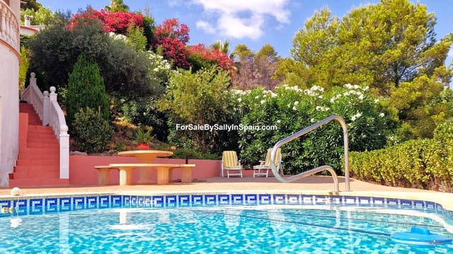 3 soverom Villa til salgs i Palma de Gandía med svømmebasseng garasje - € 325 000 (Ref: 9131936)