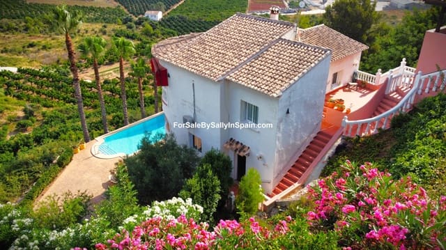 3 soverom Villa til salgs i Palma de Gandía med svømmebasseng garasje - € 325 000 (Ref: 9131936)