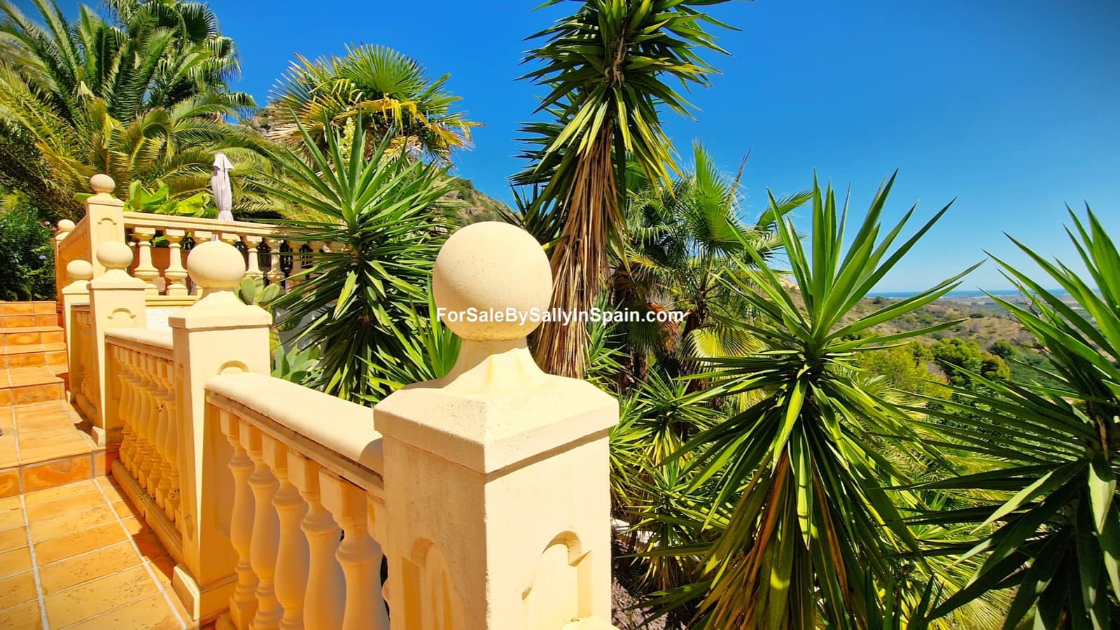 5 camera da letto Villa in vendita in Pego con piscina garage - 699.000 € (Rif: 9216838)