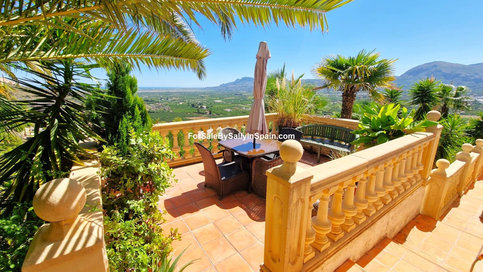 5 camera da letto Villa in vendita in Pego con piscina garage - 699.000 € (Rif: 9216838)