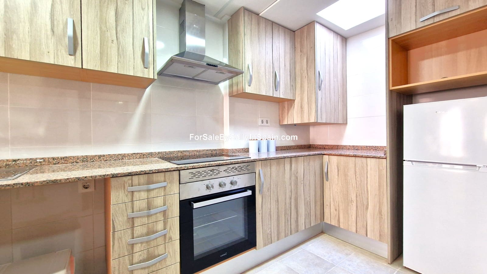 2 makuuhuone Omakotitalo myytävänä paikassa Gandia - 149 000 € (Ref: 9357630)