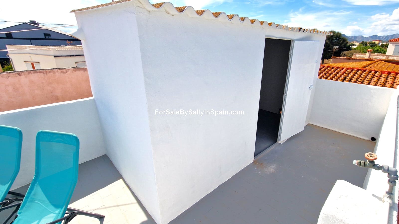 2 makuuhuone Omakotitalo myytävänä paikassa Gandia - 149 000 € (Ref: 9357630)