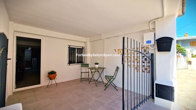 2 makuuhuone Omakotitalo myytävänä paikassa Gandia - 149 000 € (Ref: 9357630)