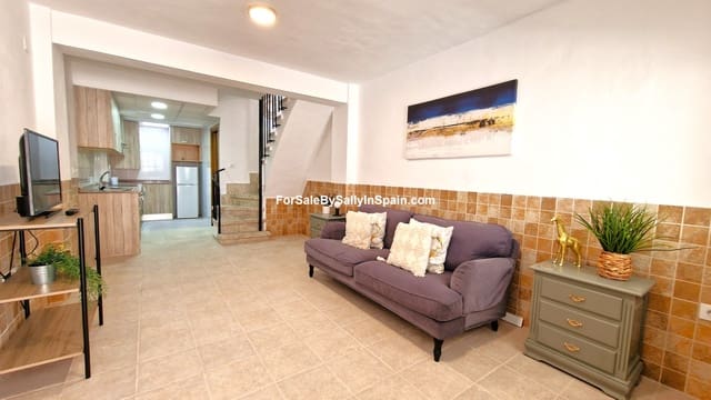 2 makuuhuone Omakotitalo myytävänä paikassa Gandia - 149 000 € (Ref: 9357630)