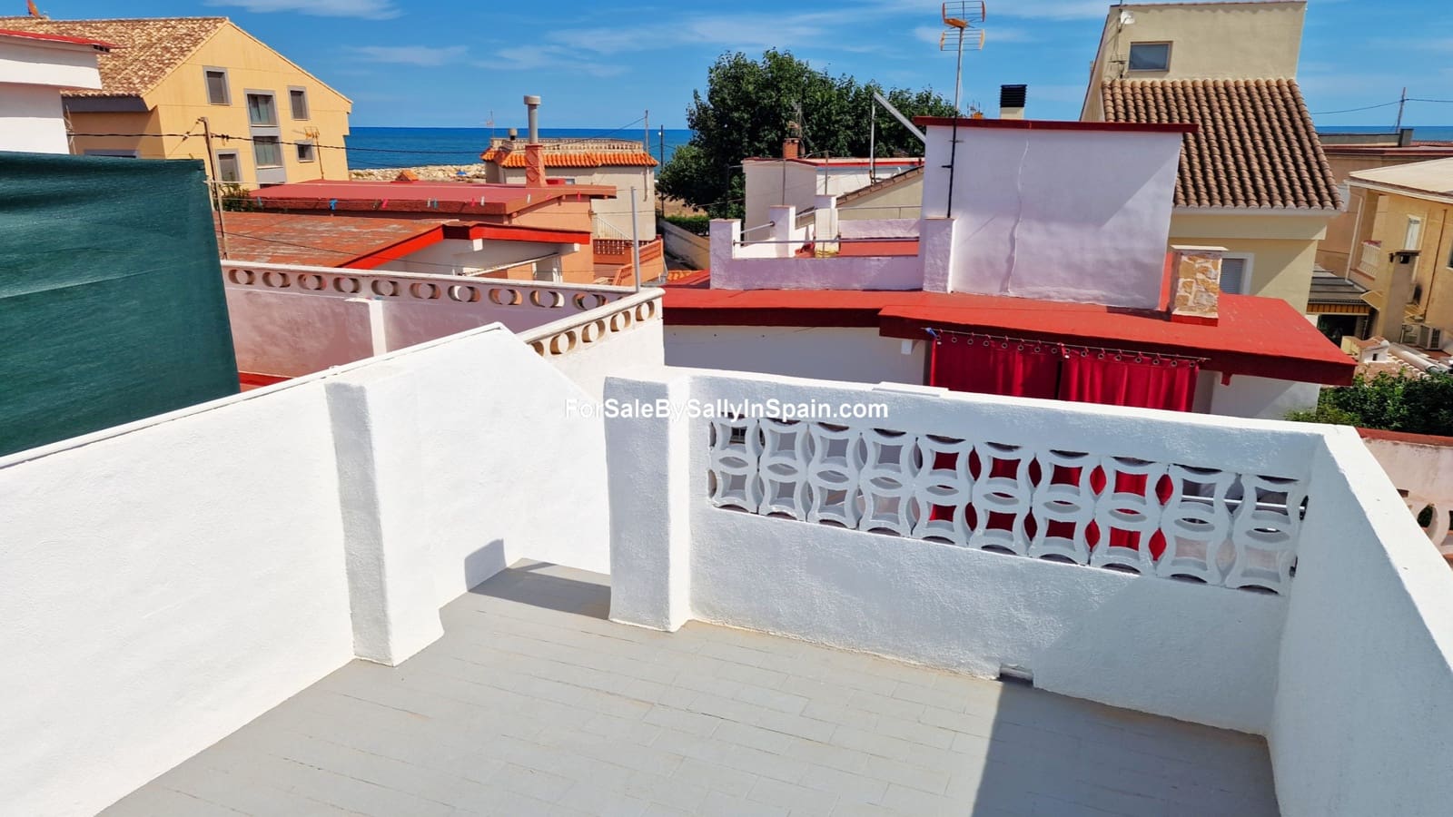 2 makuuhuone Omakotitalo myytävänä paikassa Gandia - 149 000 € (Ref: 9357630)