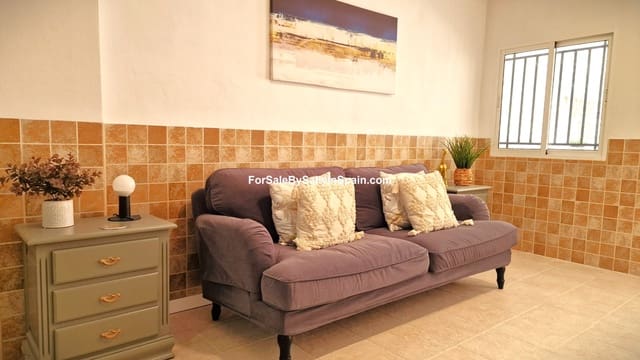 2 makuuhuone Omakotitalo myytävänä paikassa Gandia - 149 000 € (Ref: 9357630)