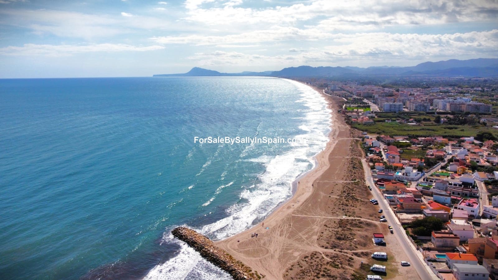 2 makuuhuone Omakotitalo myytävänä paikassa Gandia - 149 000 € (Ref: 9357630)