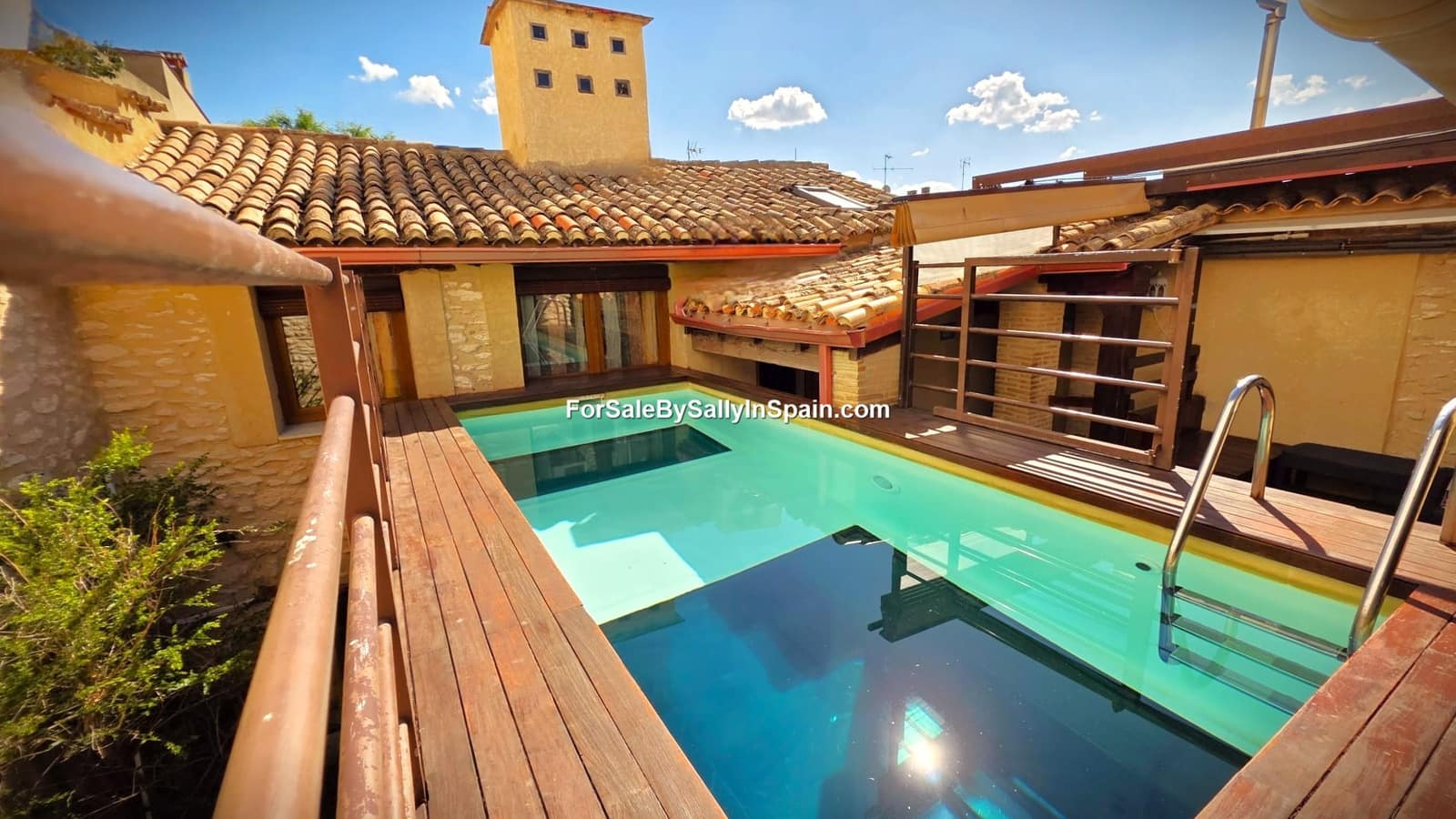 Chalet de 9 habitaciones en Palomar en venta - 270.000 € (Ref: 9357696)