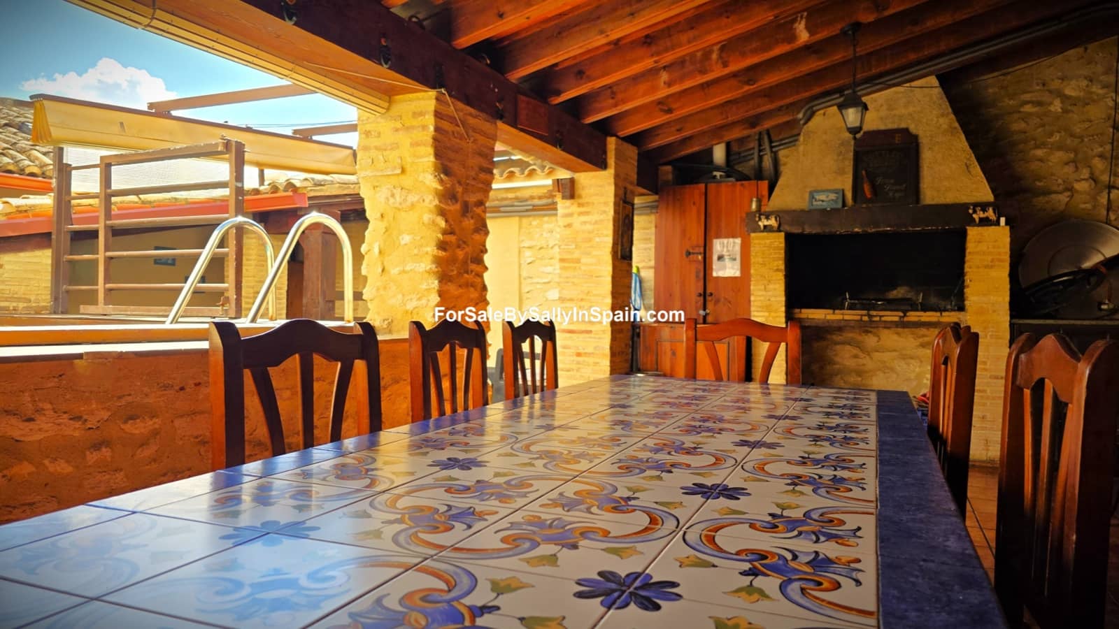 Chalet de 9 habitaciones en Palomar en venta - 270.000 € (Ref: 9357696)