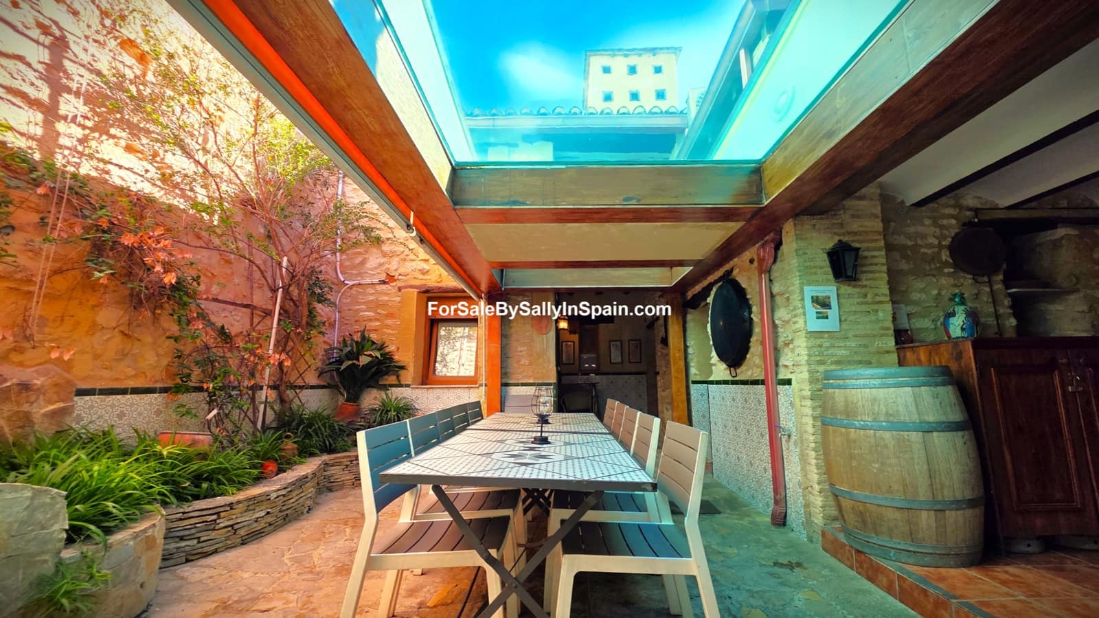 Chalet de 9 habitaciones en Palomar en venta - 270.000 € (Ref: 9357696)