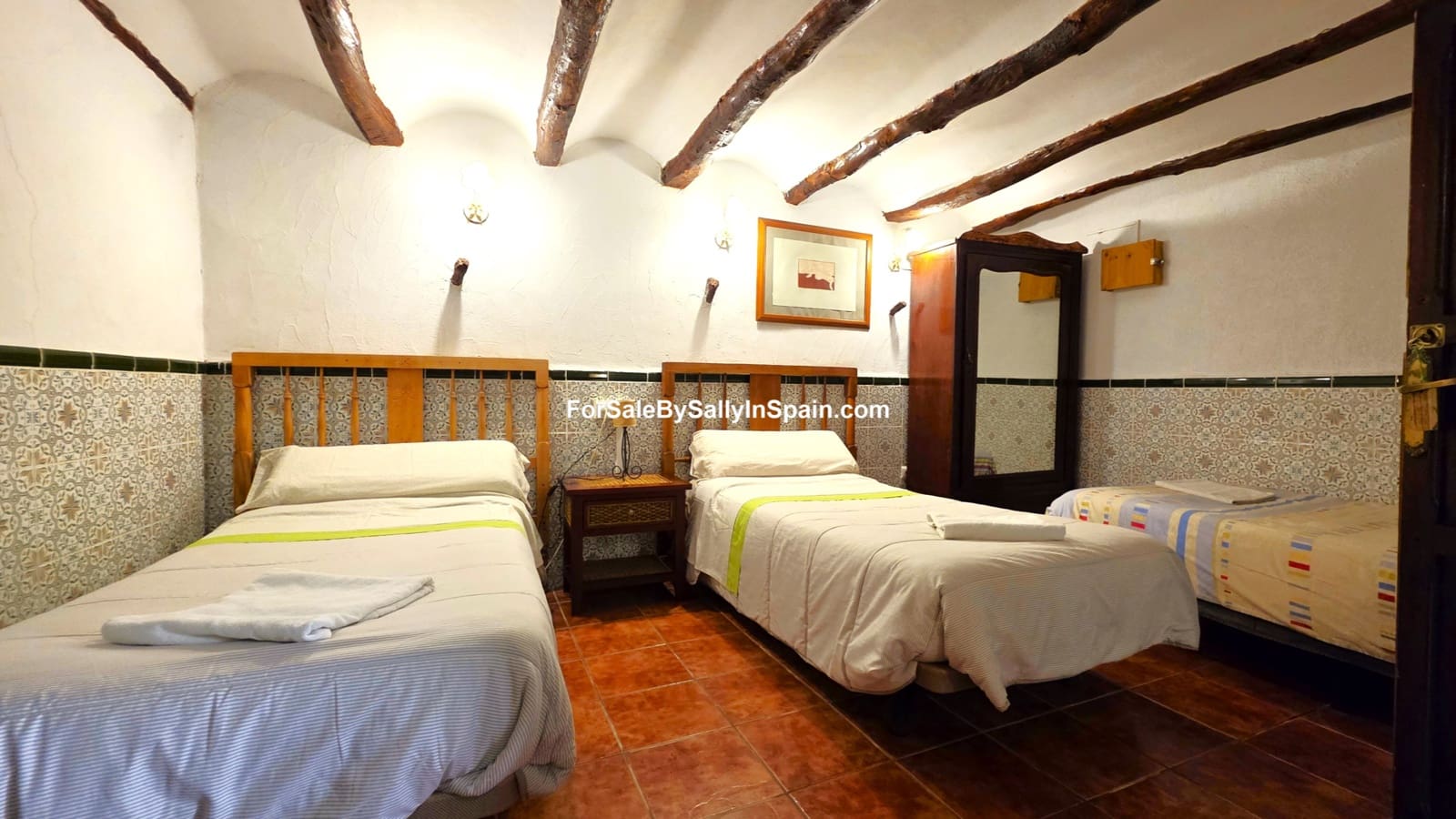 Chalet de 9 habitaciones en Palomar en venta - 270.000 € (Ref: 9357696)