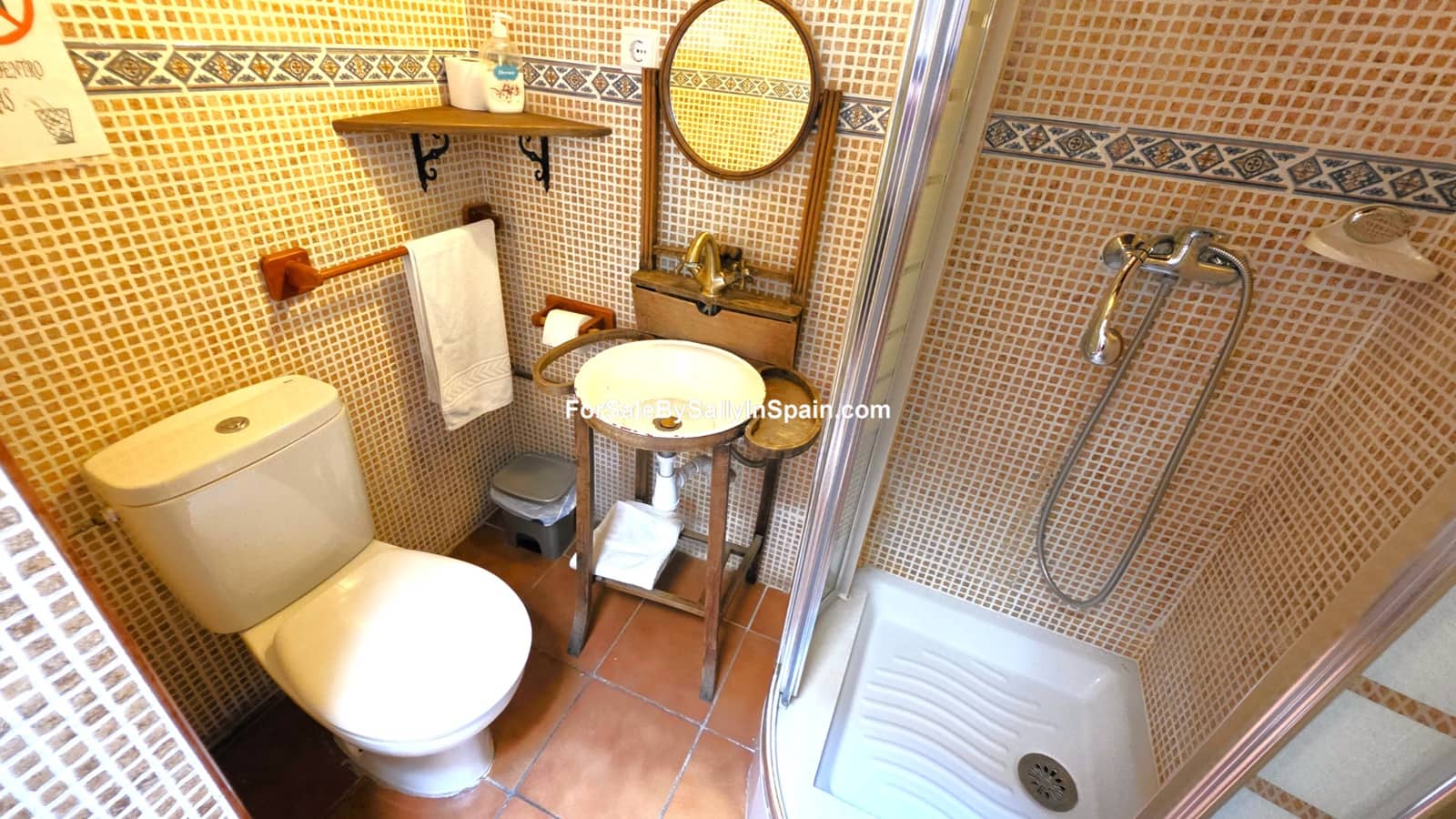 Chalet de 9 habitaciones en Palomar en venta - 270.000 € (Ref: 9357696)