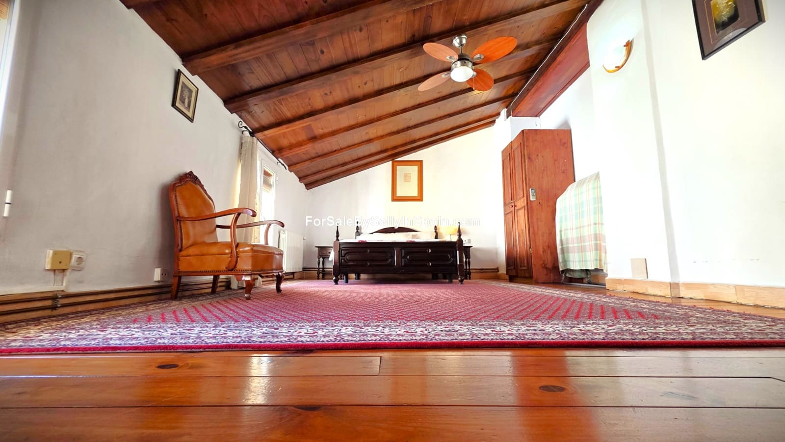 Chalet de 9 habitaciones en Palomar en venta - 270.000 € (Ref: 9357696)