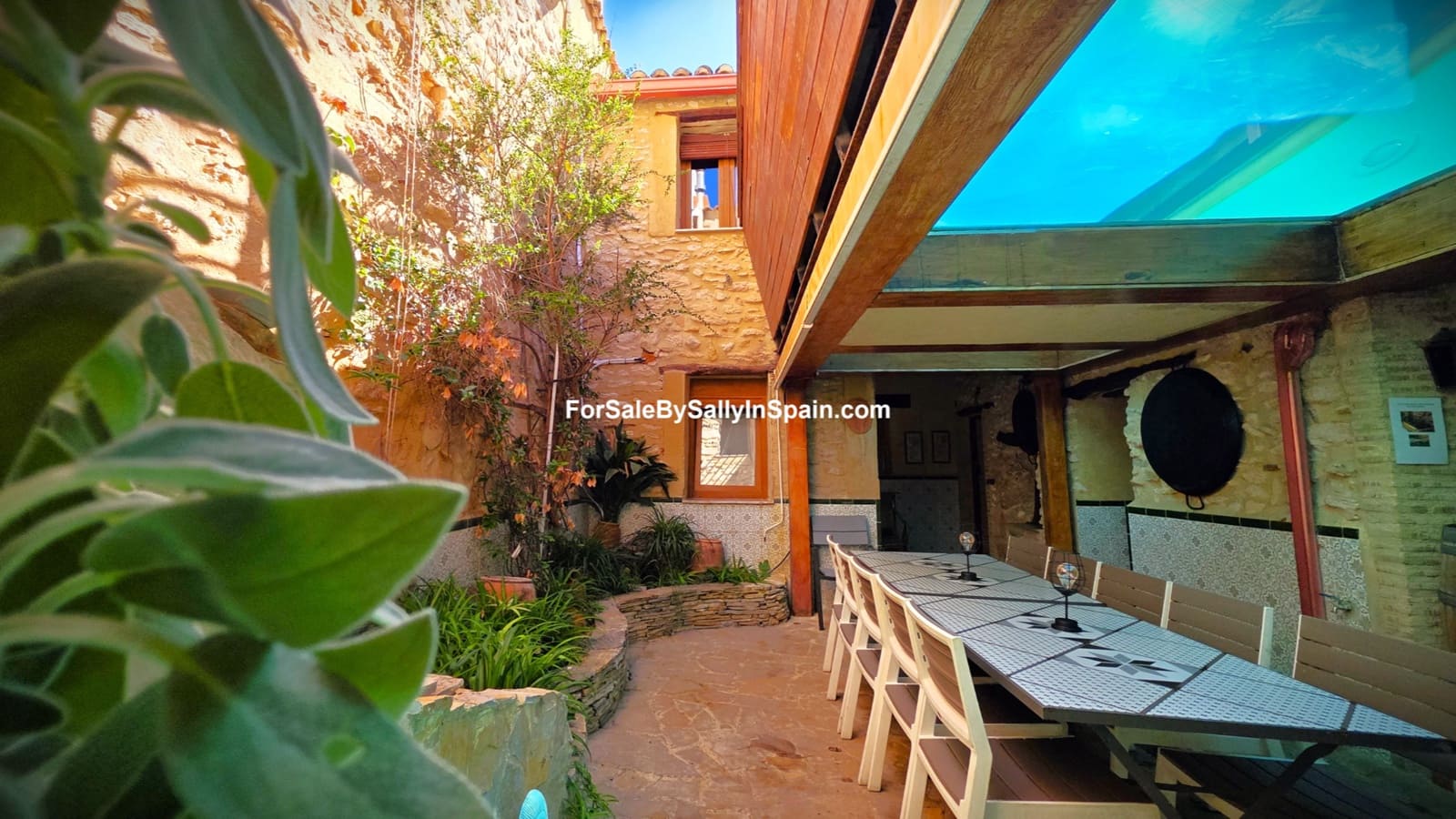 Chalet de 9 habitaciones en Palomar en venta - 270.000 € (Ref: 9357696)