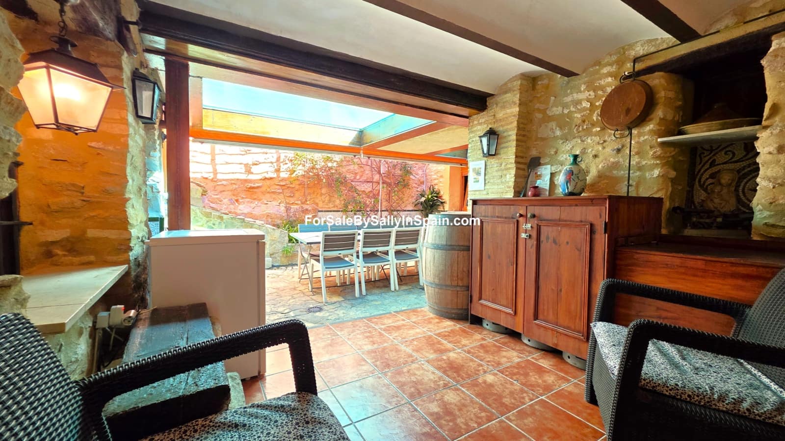 Chalet de 9 habitaciones en Palomar en venta - 270.000 € (Ref: 9357696)
